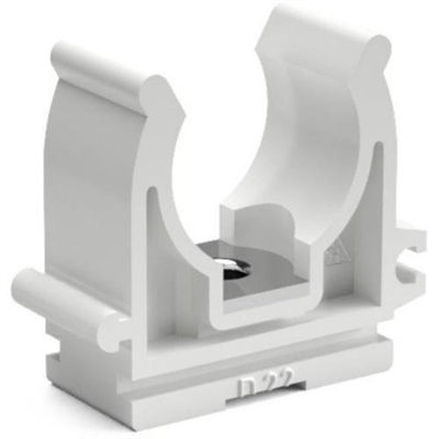 Příchytka D 18 s maticí