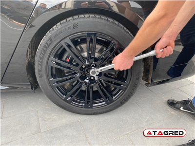 Momentový klíč 1/2