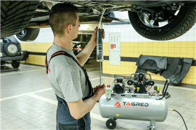 Ruční odsávačka a plnička oleje 1000ml, TA4042