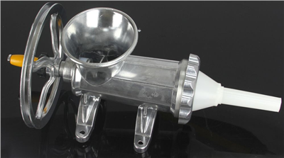 Mlýnek na maso s klikou a řemenicí MAR-POL