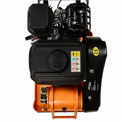 KD1197, Kompaktor s gumou 7HP | 60kg