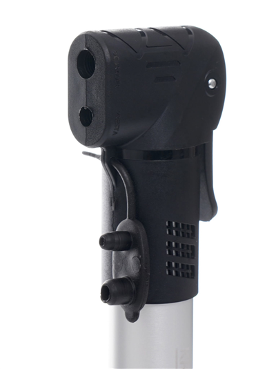 KD11820, Pumpa na kolo