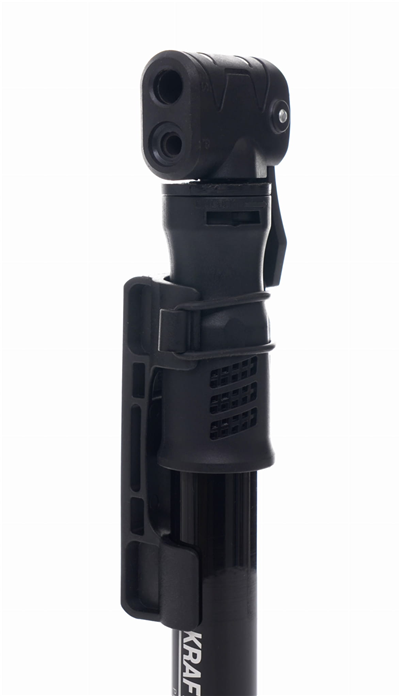 KD11821, Pumpa na kolo