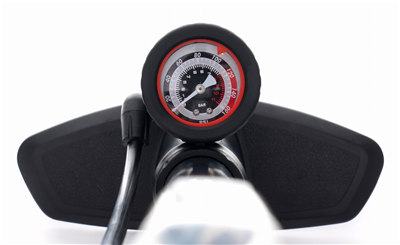 KD11826, Ruční pumpa s manometrem | 38 × 470 mm