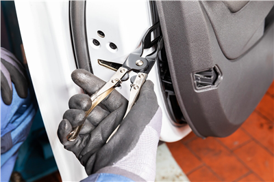 Kleště na uvolnění dveřního obložení | Délka 230 mm, Made in Germany