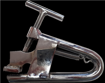 Ocelová svorka na patky pneumatik nákladních vozidel