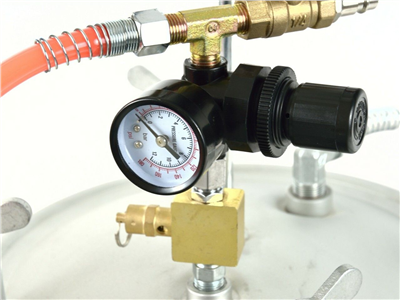 Nádrž na malování + hadice + pistole, 8l GEKO