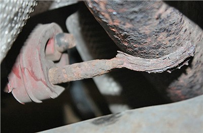 HJS 82 15 4318 EAN: 4012588392879.