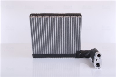 NISSENS 92195 Číslo výrobce: 70818582. EAN: 5707286250734.