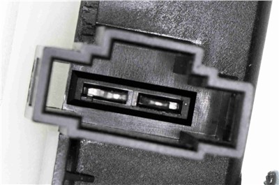 VEMO V10-77-0012 Číslo výrobce: 1029821. EAN: 4046001318979.