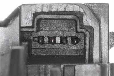 VEMO V30-85-0142 Číslo výrobce: V30-85-0142 - A 204 750 04 85. EAN: 4062375390762.