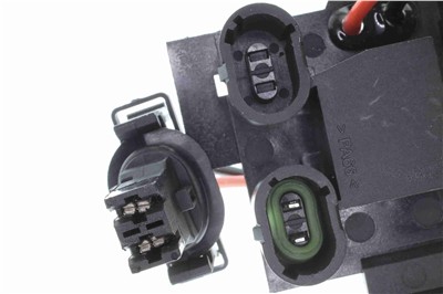 VEMO V46-79-0028 EAN: 4046001904837.