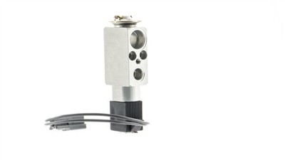 MAHLE ORIGINAL AVE 147 000P Číslo výrobce: 8UW 351 011-461. EAN: 4057635130493.