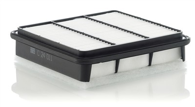 MANN-FILTER C 24 011 EAN: 4011558018566.