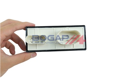 BOGAP A4244105 Číslo výrobce: 85364190890. EAN: 4251789101792.