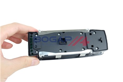 BOGAP C7358114 Číslo výrobce: 85365019900.